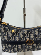 Miniborsa hobo Dior 30 Montaigne