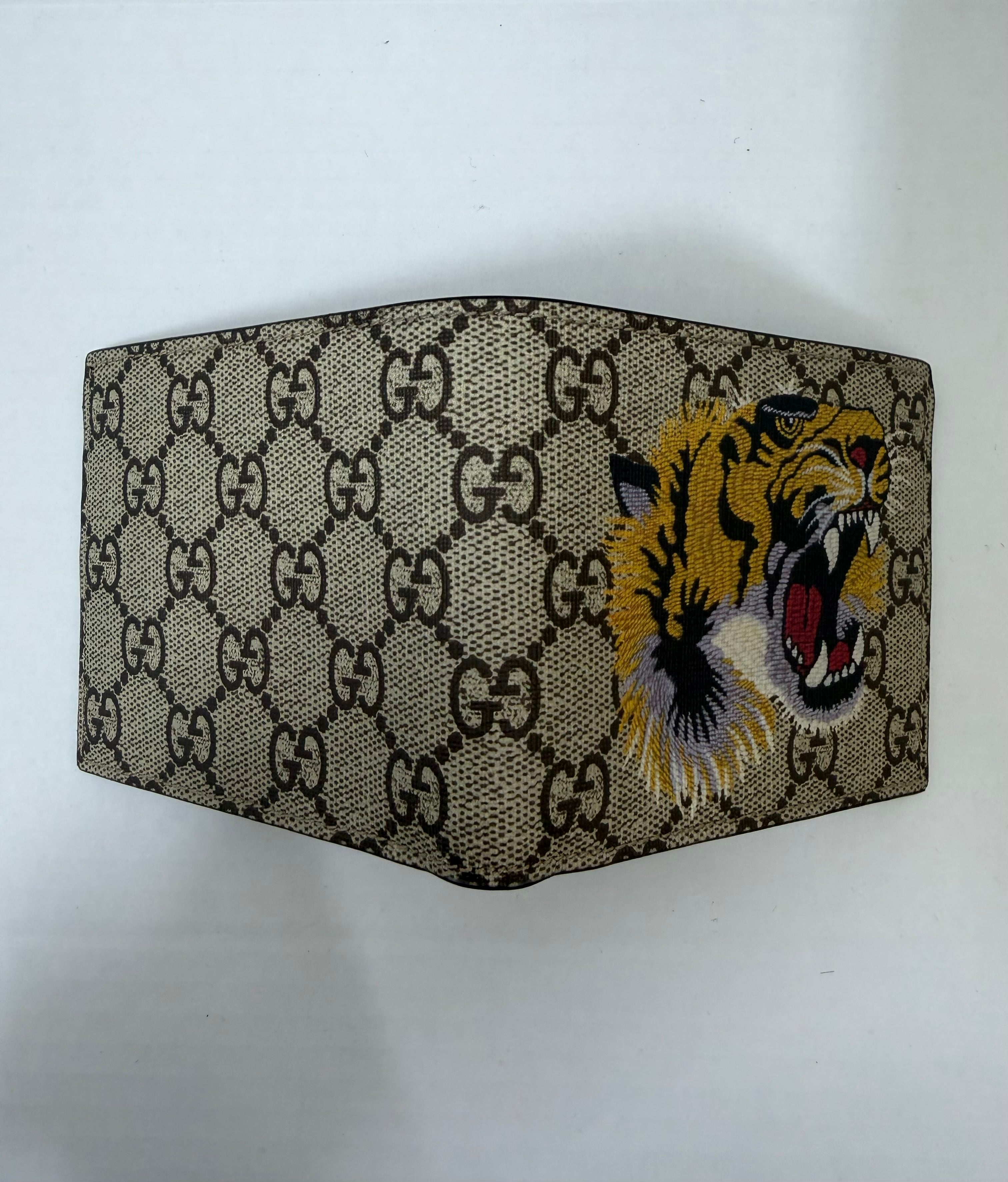 Portafoglio Gucci in tessuto GG Supreme