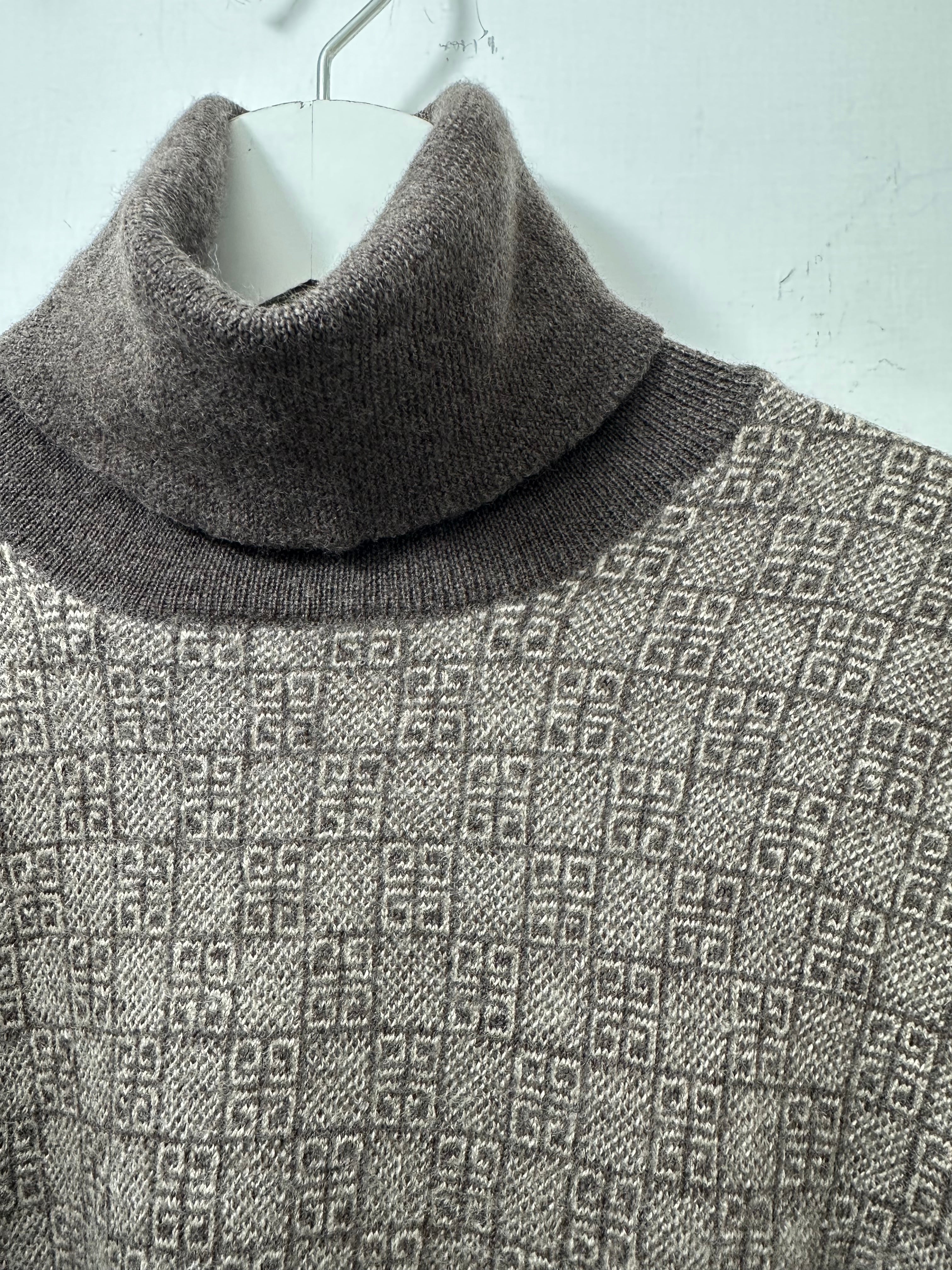 Maglione G I V E N C H Y #0141