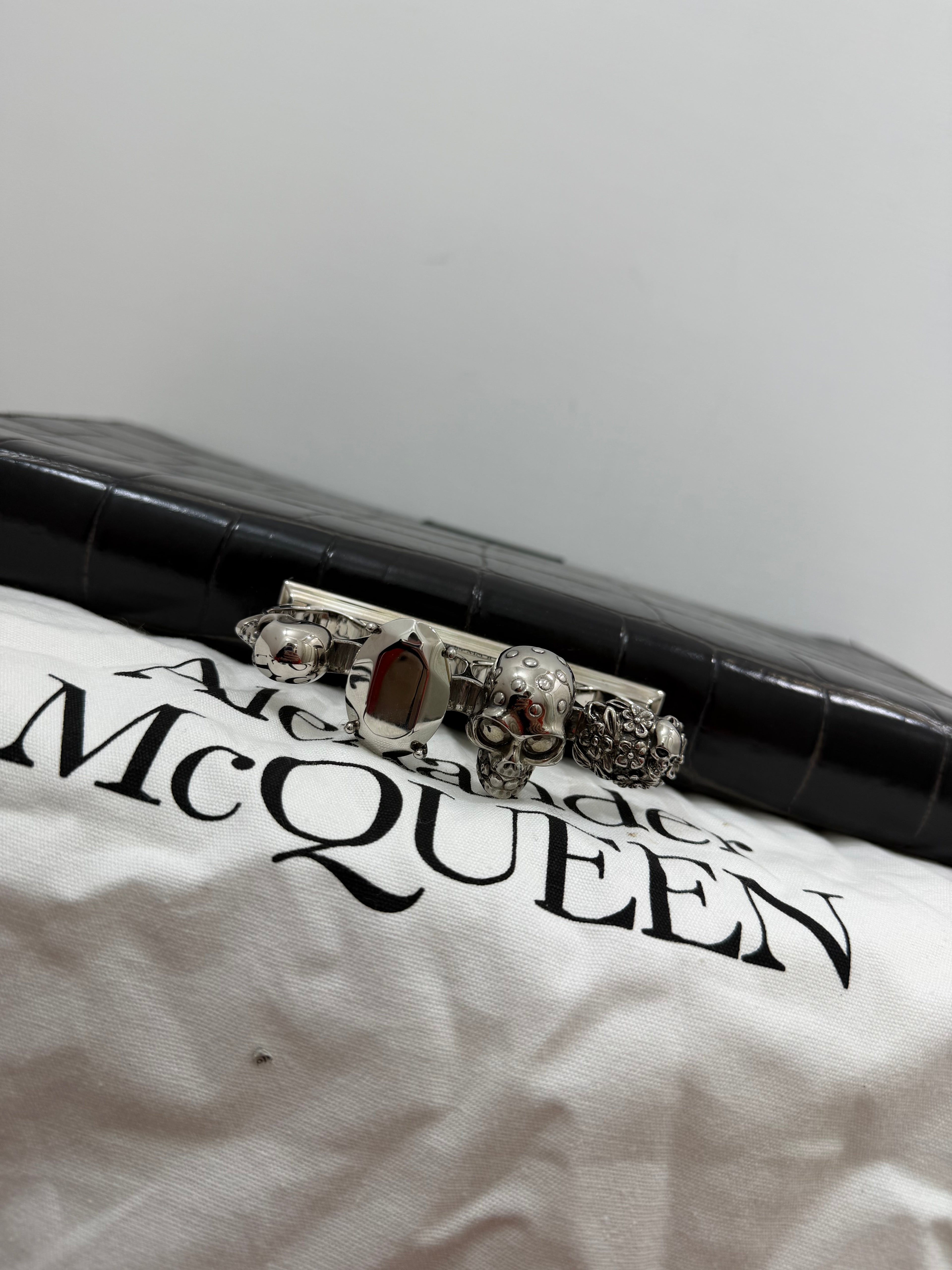 Pochette Alexander McQueen